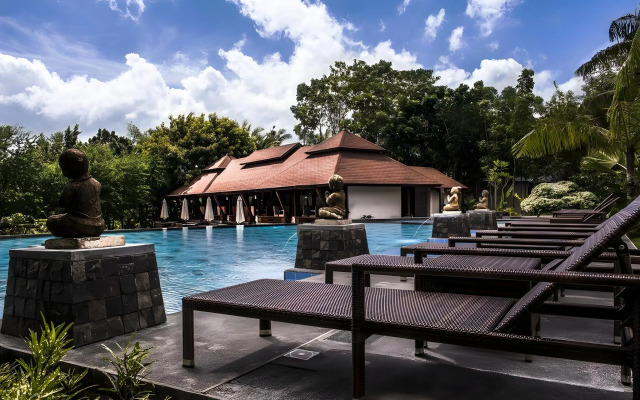 237 Sheridan Boutique Resort