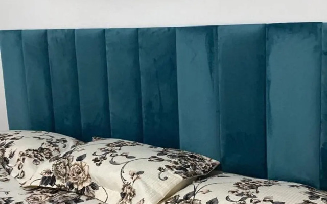 Sítio com piscina e lareira