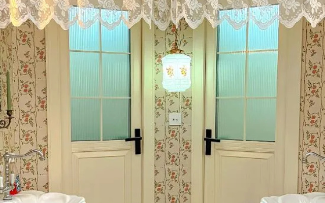Desert Island Rose Antique Homestay (Leshan Shihao Plaza High-speed Railway Station) – Bathroom – Leshan