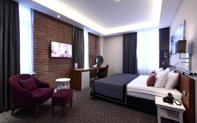 Montania Special Class Hotel