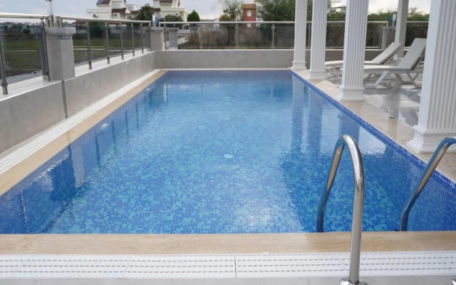 Gorgeous Villa With Private Pool in Antalya 1