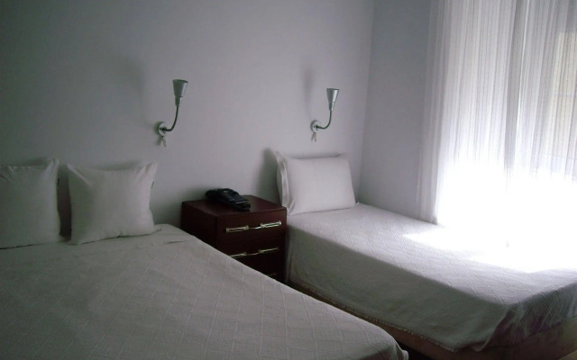Pensao Residencial Camoes