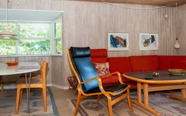 6 Person Holiday Home in Ebeltoft-by Traum