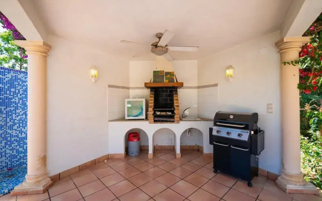 Charming 3-bed Villa in Denia, First Beach Line