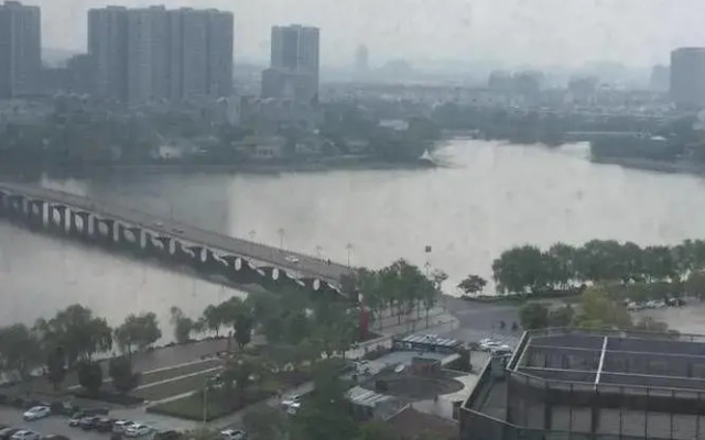 Nanjing Crystal Executive Apartment