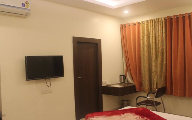 Hotel Surya