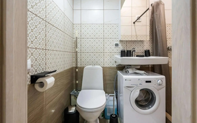 Метры в центре на улице Восстания 40