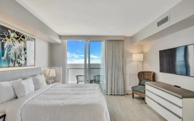 Daytona Grande Oceanfront Resort