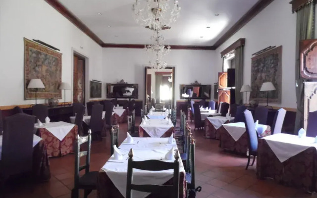 Hospederia Palacio la Iglesuela del Cid