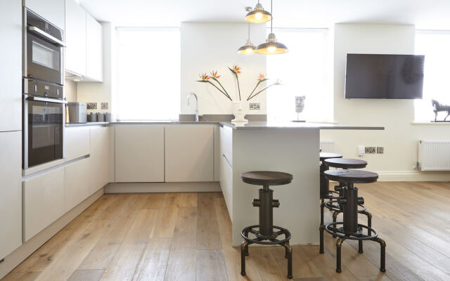 Your Apartment Redcliffe Parade - No.3