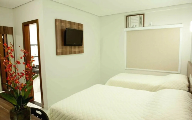 Serras Hotel
