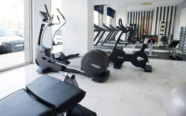 Marina Suites
