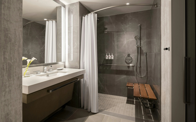 Loews Arlington
