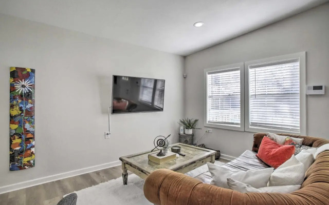 Pet-friendly Cottage, 3 Blocks to Main St!