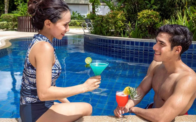 Courtyard Phuket at Surin Beach