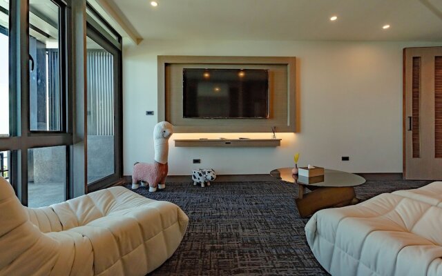 Seaview Villa Coastal Estate