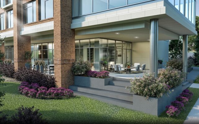 The Highlander at Radford, Tapestry Collection by Hilton