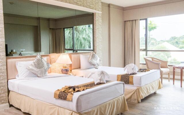 The Royal Gems Golf Resort