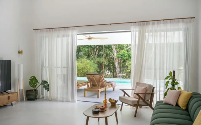 Zen Paradise Pool Villa by Sea N' Rent