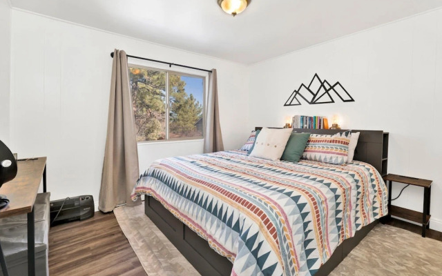 Sugar Bear Crossing #2496