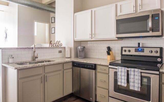 Bright Apartments on Allegheny River