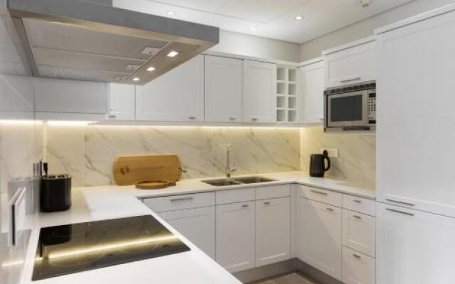 005 Marina Apartment