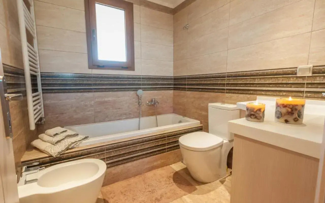 Evgatis Beach Luxury Apts