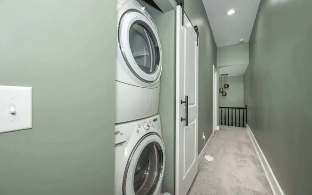 The Baymiller Row - For 6!