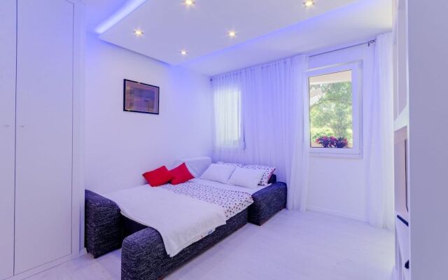 Studio Luce Mala