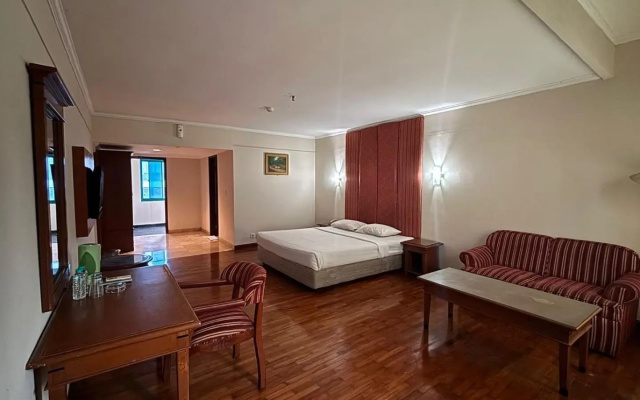 Hotel Mega Cikini