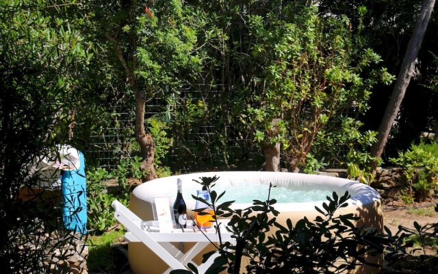 Villino Kenzia 4 Bedrooms Apartment in Stintino