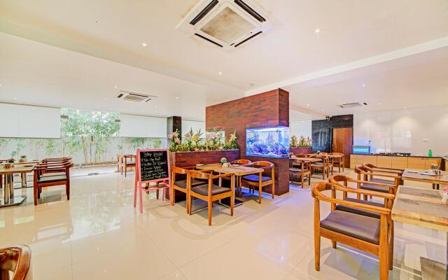 FabHotel Veeraj Suites