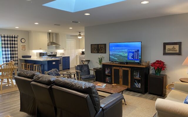 Casa Bella by Jekyll Realty