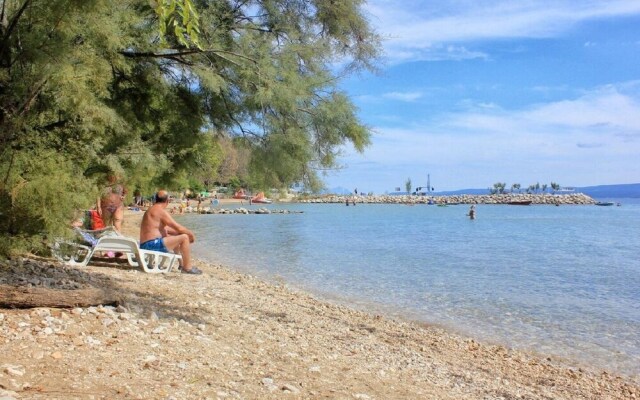 Mir - Close to Beach - SA3