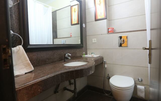 OYO 7075 Hotel Oakland