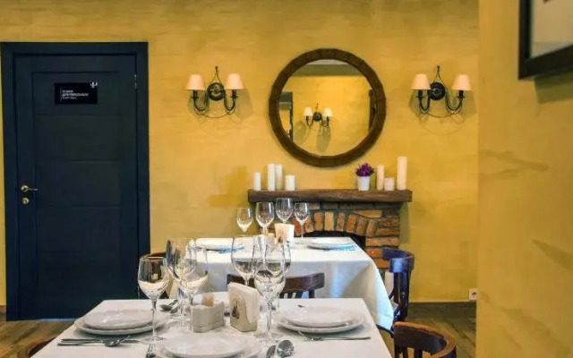 Premier Hotel Pochaiv