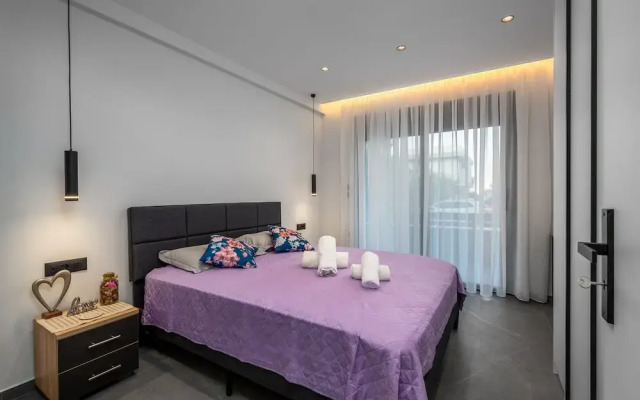 Lavender Luxury Apartment in Rhodes