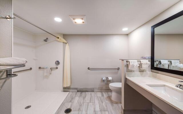 Quality Inn