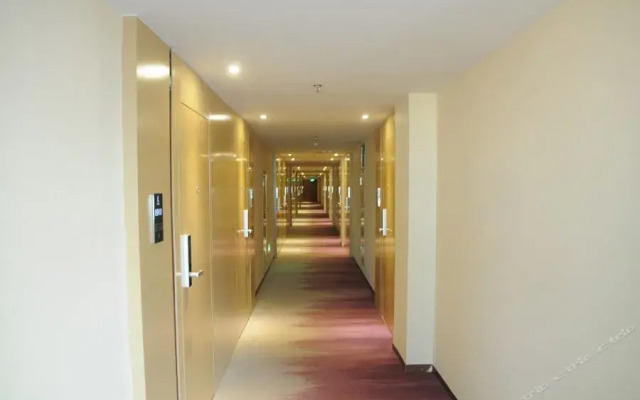 Lavande Hotels Guangzhou Fangcun Huadiwan Metro Station