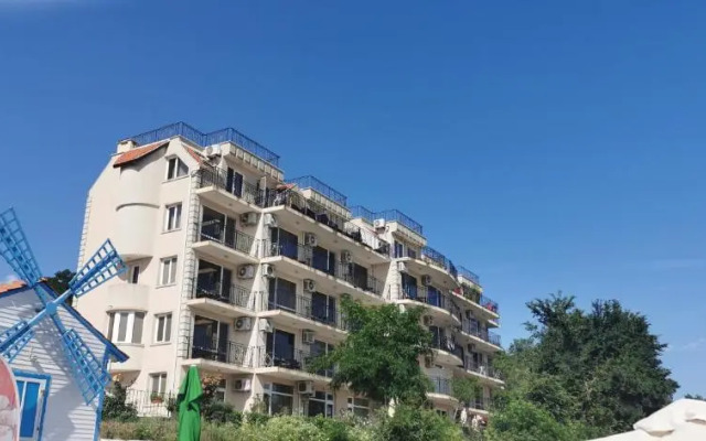 Villa Lazuren Briag