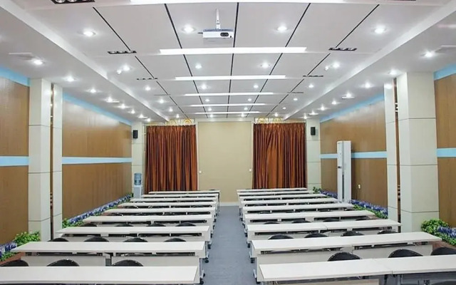 Super 8 Hotel Linyi Tong Da Lu