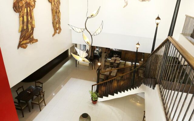 Palm Grass Hotel