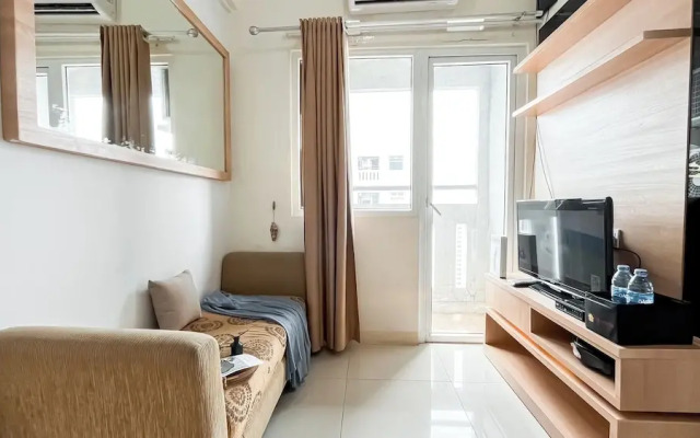 Restful And Homey 2Br At Green Pramuka City Apartment