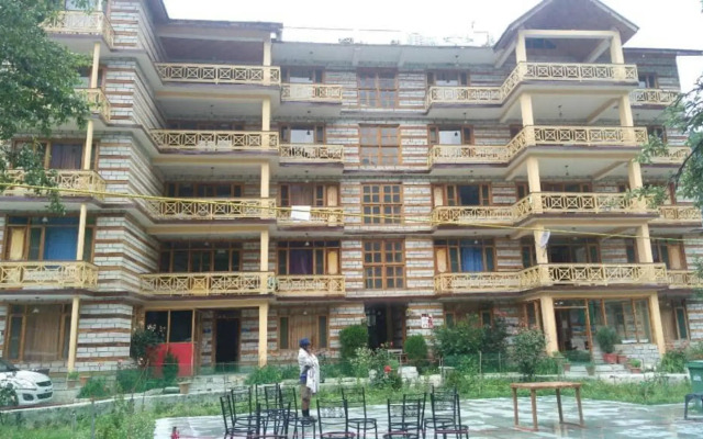 Hotel New River West Manali