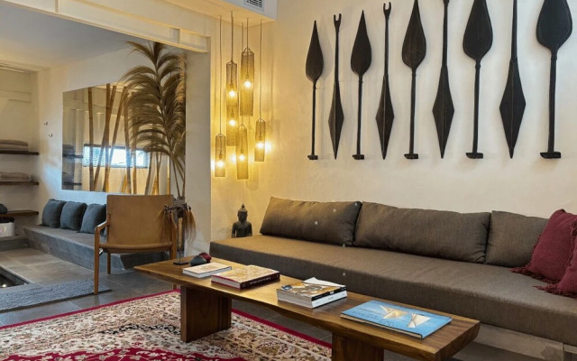 Tropical Townhouse 3 Bedrooms Seminyak