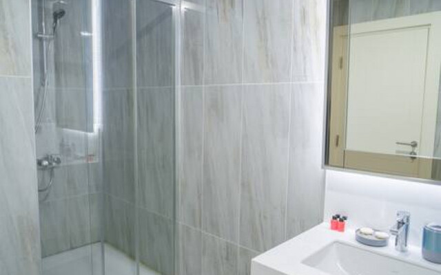 Fancy 2+1 Apt (2 bathrooms) - Core living