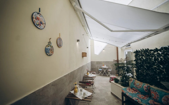 Dimora Fantasia Charme B&B