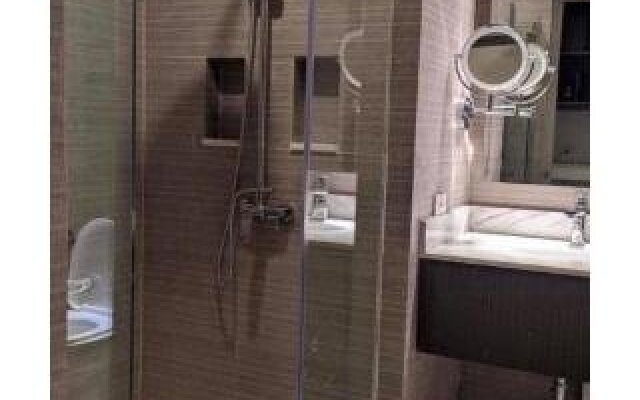 The Residences at Bonifacio Civic Center by OYO Rooms