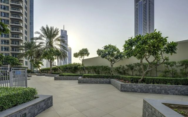 Stunning 2 BR in the heart of Downtown