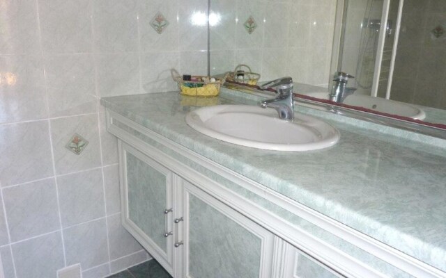 Apartment With one Bedroom in Sainte-maxime, With Wonderful sea View,